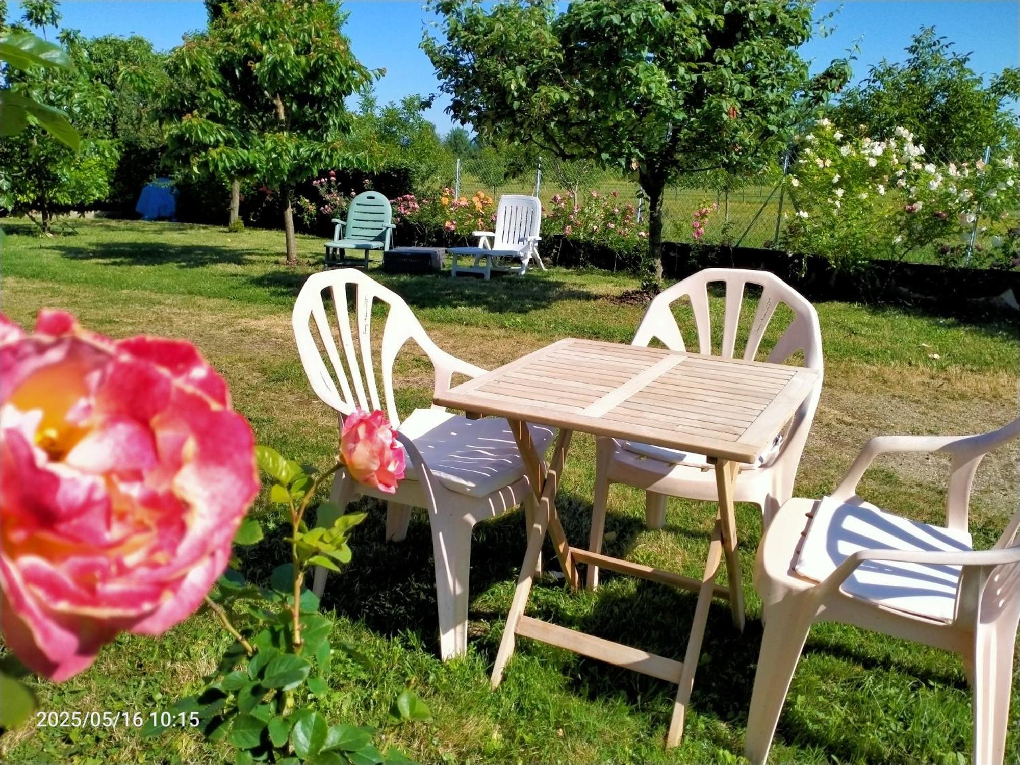 Chambres D'Hotes & Studio L'Hosting Noix Hostun Buitenkant foto